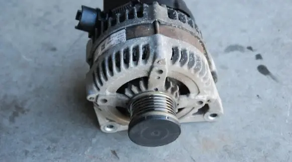 Ford Fiesta Generator/alternator CV6T10300BC