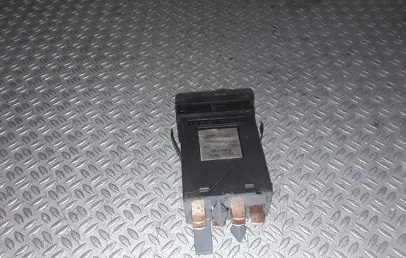 Ford Galaxy Hazard light switch