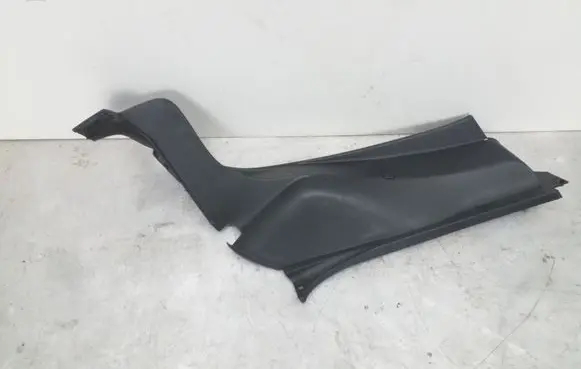 Seat Altea Rear seat side top trim 5P0867768G