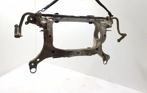 Volvo XC40 Rear axle beam 32333366