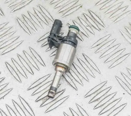 Skoda Yeti (5L) Fuel injector 0261500354 04E906036Q