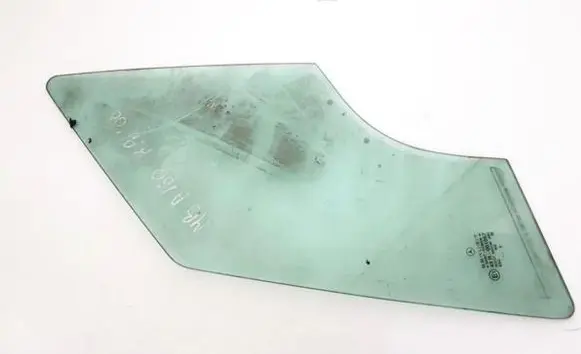 Mercedes-Benz A W168 Front door vent window glass four-door 