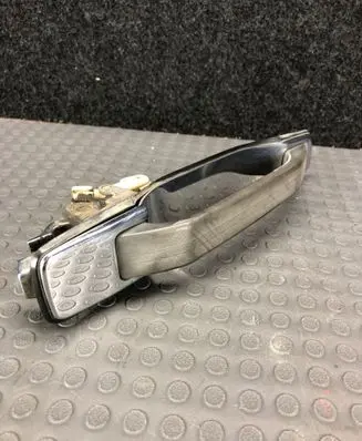 Rear door exterior handle
