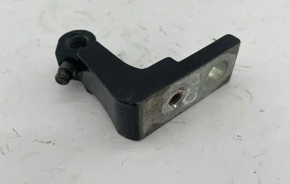 Audi A6 S6 C6 4F Front door upper hinge 8E0831402B