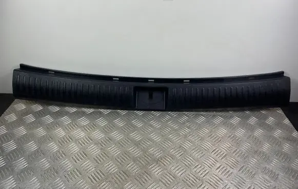KIA Sorento Trunk/boot sill cover protection