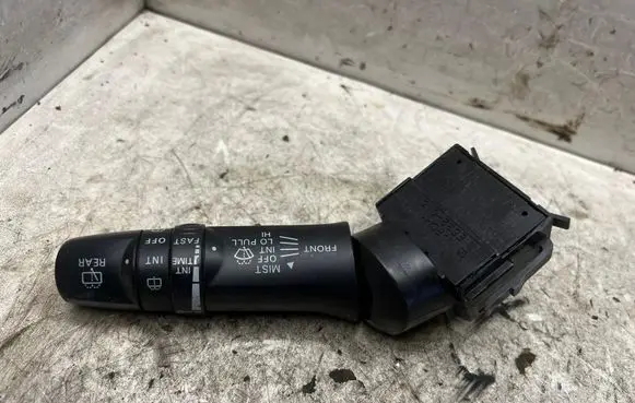 Mitsubishi Outlander Wiper control stalk E532016