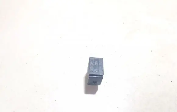 Mercedes-Benz A W168 Other relay 4ra00781800 0025421119
