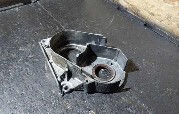 BMW 5 E34 Timing belt guard (cover) 12722389