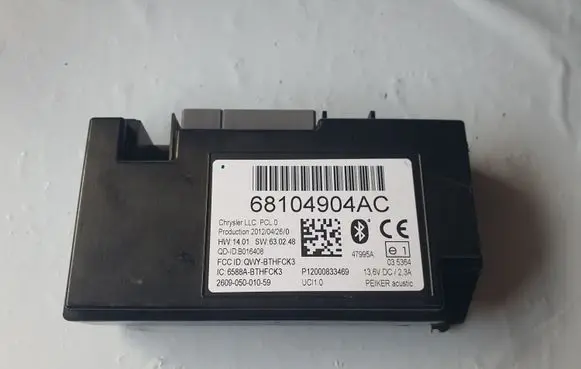 Chrysler Town u0026 Country V Bluetooth control unit module 68104904AC