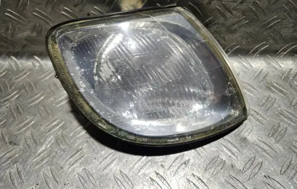 Hyundai Trajet Front indicator light 923023A0