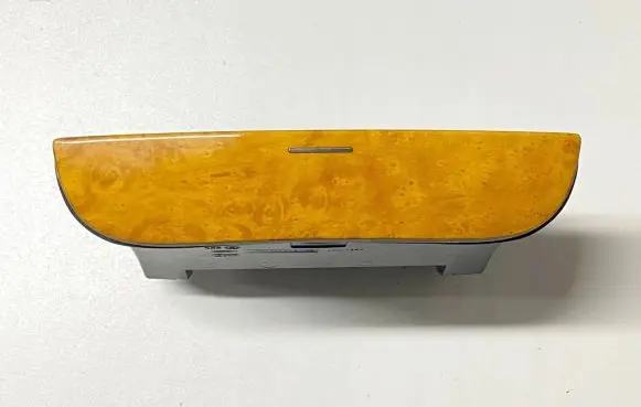 Ashtray (front)