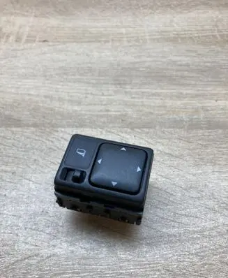 Infiniti FX Wing mirror switch 