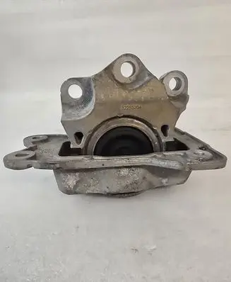 Engine mount bracket