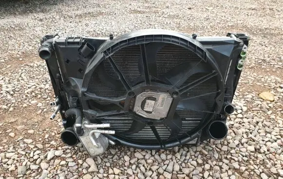 BMW 3 E90 E91 Radiator set 9229021