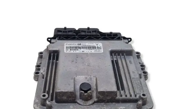Jaguar XF X250 Engine control unit/module DX2312C520 1039S58249 0281019172