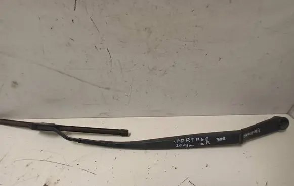 KIA Sportage Front wiper blade arm