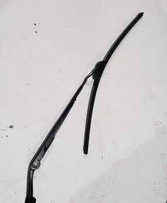 KIA Xceed Front wiper blade arm 