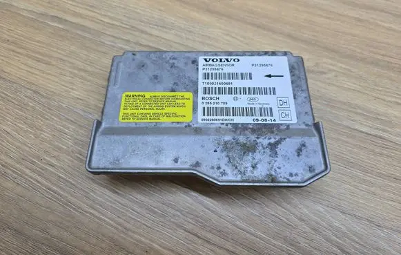 Volvo V70 Airbag control unit/module P31295676 0285010709 T109031400691