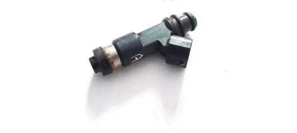 Subaru Legacy Fuel injector 182022917