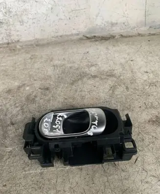 Citroen C4 Cactus Front door interior handle 98012886