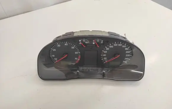 Volkswagen PASSAT B5 Speedometer (instrument cluster) 3B0919861B