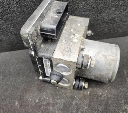 Audi A6 S6 C6 4F ABS Pump 4F0910517AK 4F0614517AT