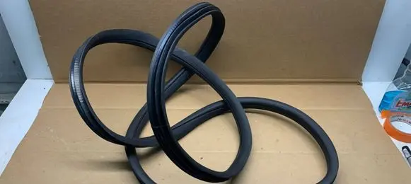 Mercedes-Benz GLE (W166 - C292) Front door rubber seal A1666970051 5948RRR