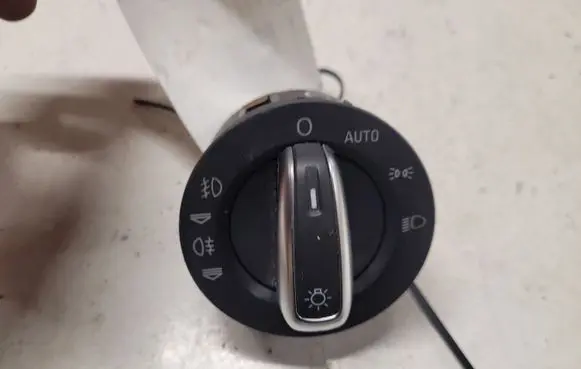 Audi A6 S6 C6 4F Light switch