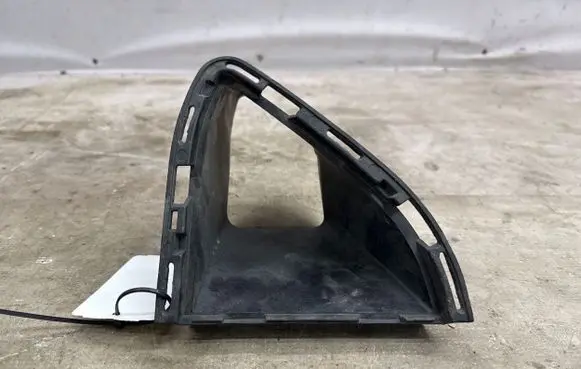 BMW 1 F20 F21 Intercooler air channel guide 51118064279 8064279