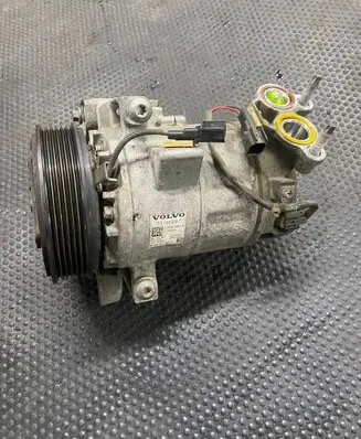 Volvo XC60 Air conditioning (A/C) compressor (pump) 31449067