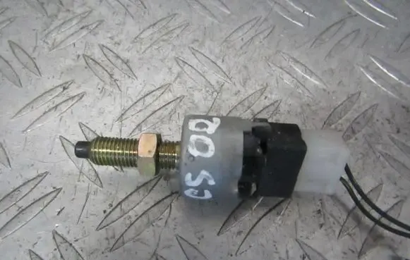 Mitsubishi Carisma Reversing light switch sensor 1882142