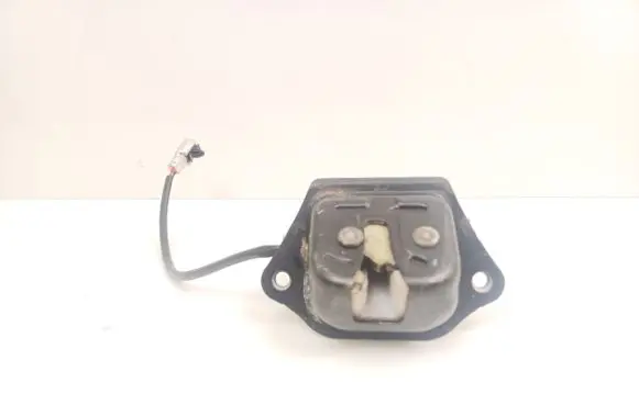 Nissan Almera Tino Tailgate/trunk/boot lock/catch/latch