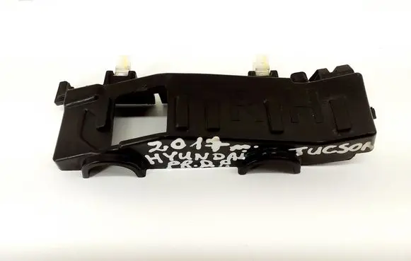 Hyundai Tucson TL Front bumper mounting bracket 86516D7000