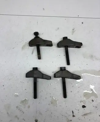 Hyundai Tucson TL Fuel Injector clamp holder
