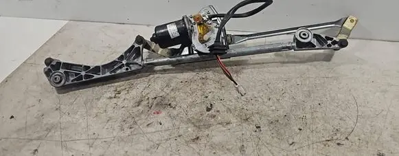 Front wiper linkage and motor