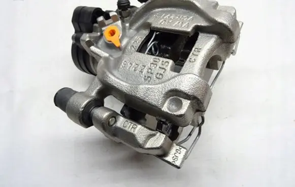 Volkswagen Golf VII Rear brake caliper 5Q0615405