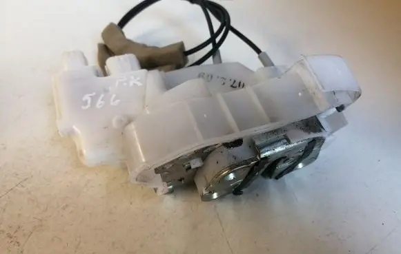Subaru Legacy Front door lock