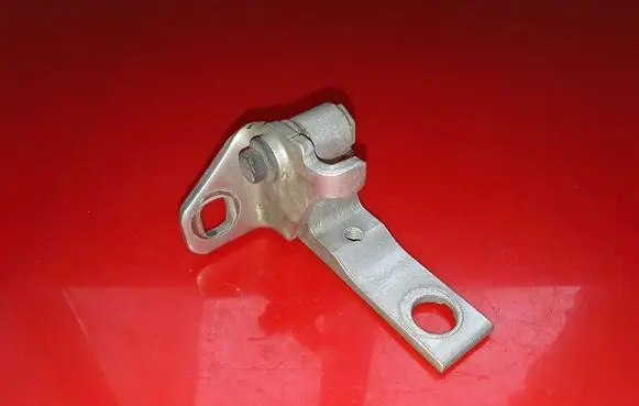 Ford C-MAX II Rear door lower hinge C808A