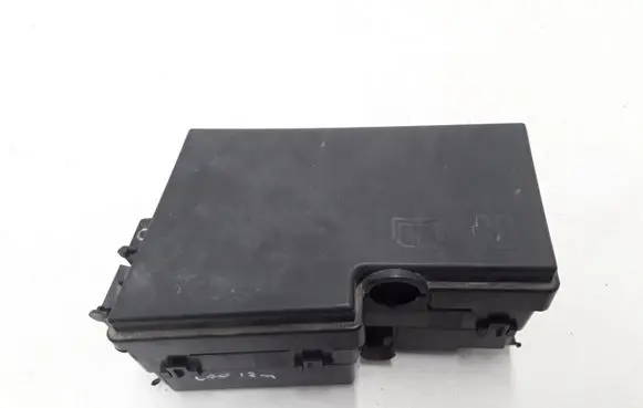 Volvo C70 Fuse module 8688039
