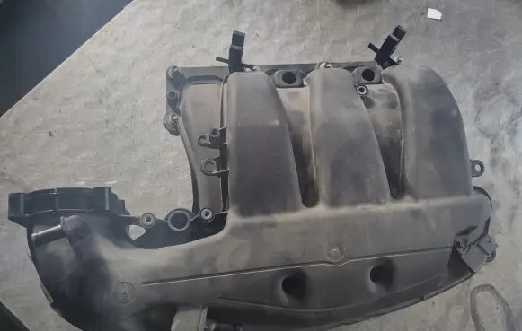 Ford Explorer V Intake manifold FT4E9424CF