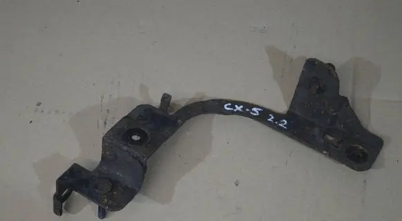 Mazda CX-5 Intercooler pipe mounting bracket 