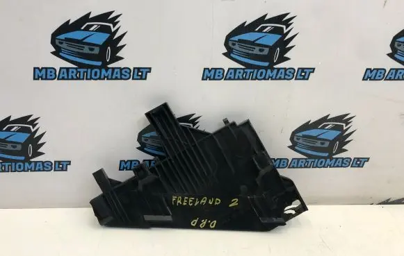 Land Rover Freelander 2 - LR2 Headlight/headlamp mounting bracket 6H5213D084A 6H5213D084