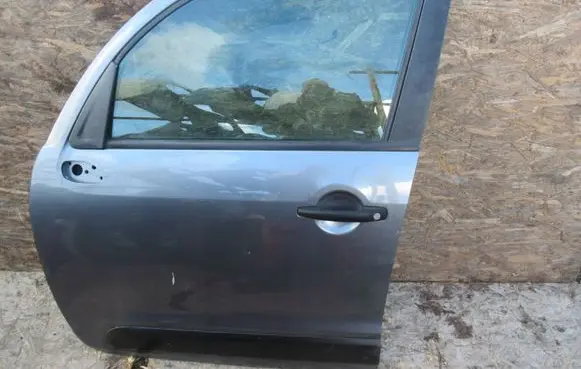 Citroen C3 Picasso Front door