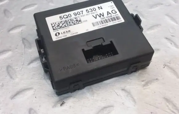 Skoda Octavia Mk3 (5E) Gateway control module 5Q0907530N 5Q0907530D
