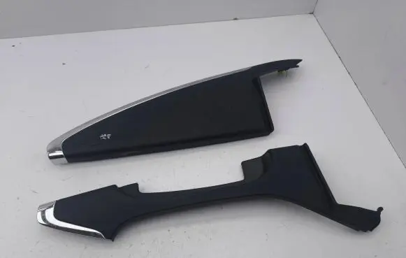 Renault Zoe Dashboard glove box trim 682118143R 682111719R