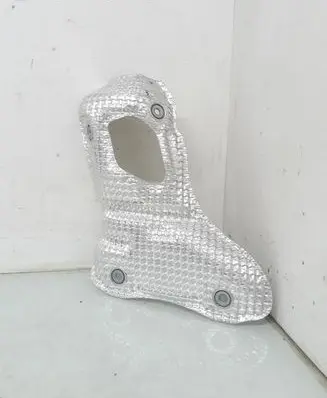 Toyota C-HR I Exhaust heat shield