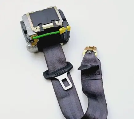 Audi A4 S4 B5 8D Rear seatbelt 8D9857806D