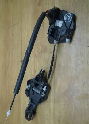 Jaguar XE Front door lock HX73203A28JA