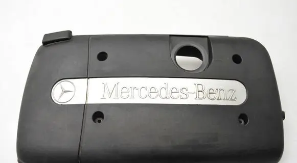 Mercedes-Benz C W203 Engine cover (trim) A6110101067