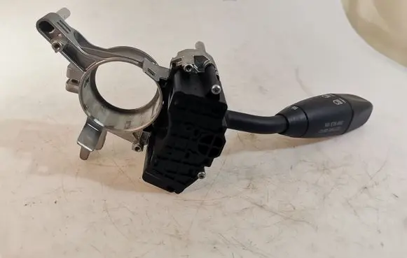 Mercedes-Benz Sprinter W906 Indicator stalk A9065450310 280927